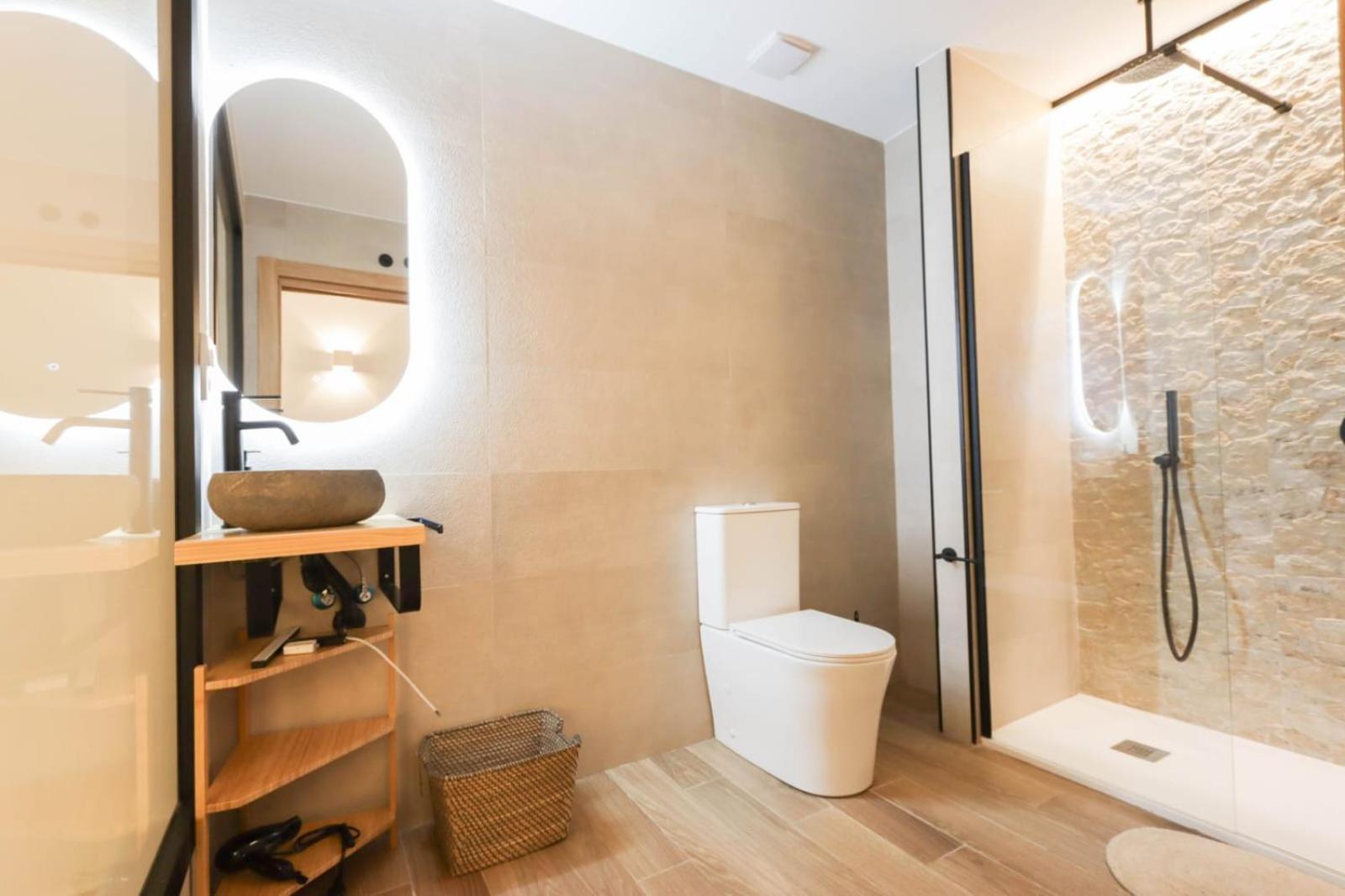 Double Room with Patio,1607453391:JPEG